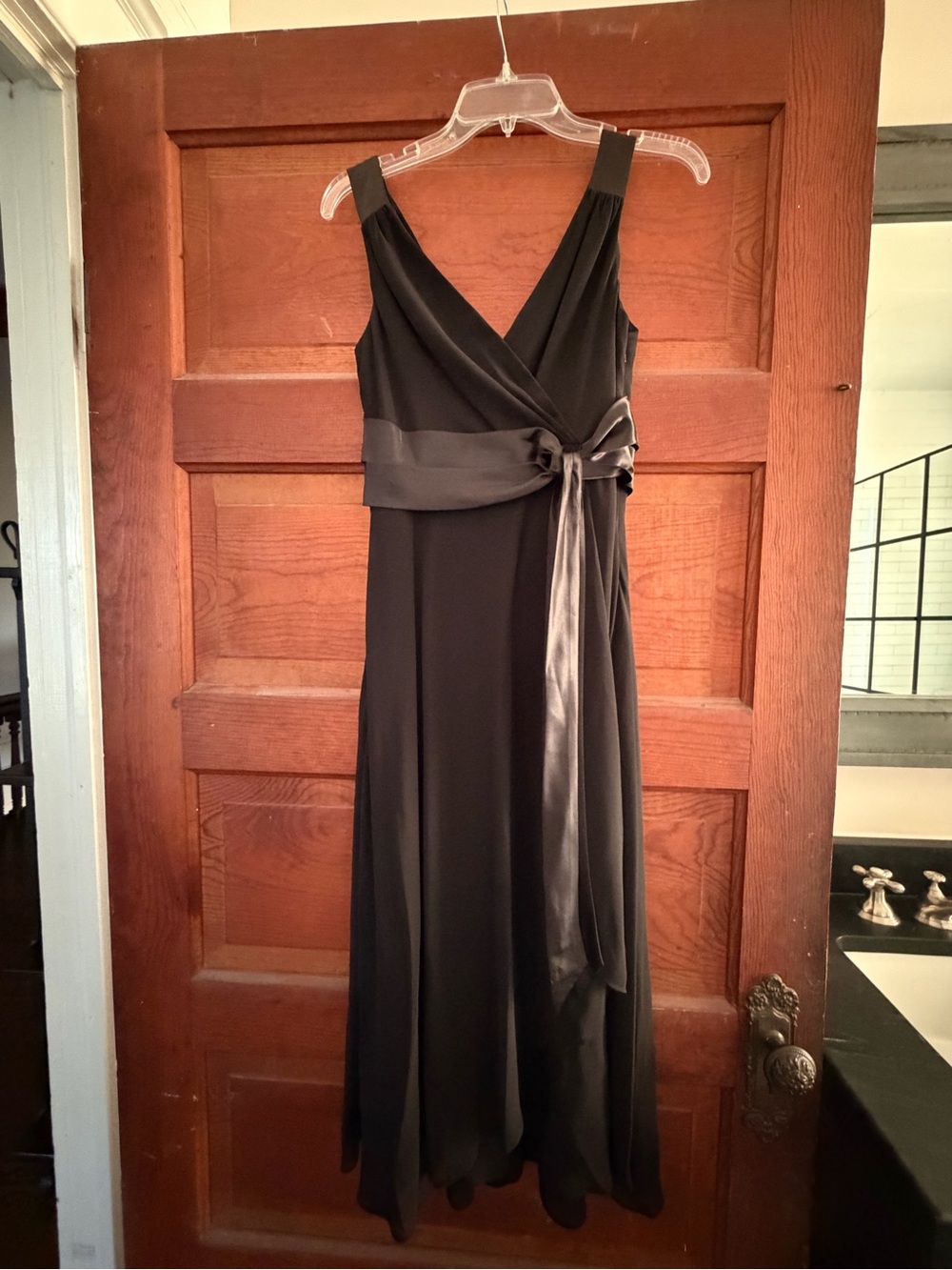 Evan Picone Black One-Shoulder Satin Sash Gown
